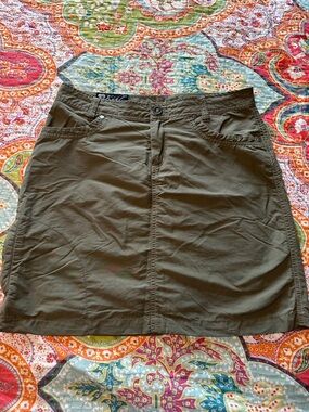 Kuhl Olive Mini Skirt with Front Pockets